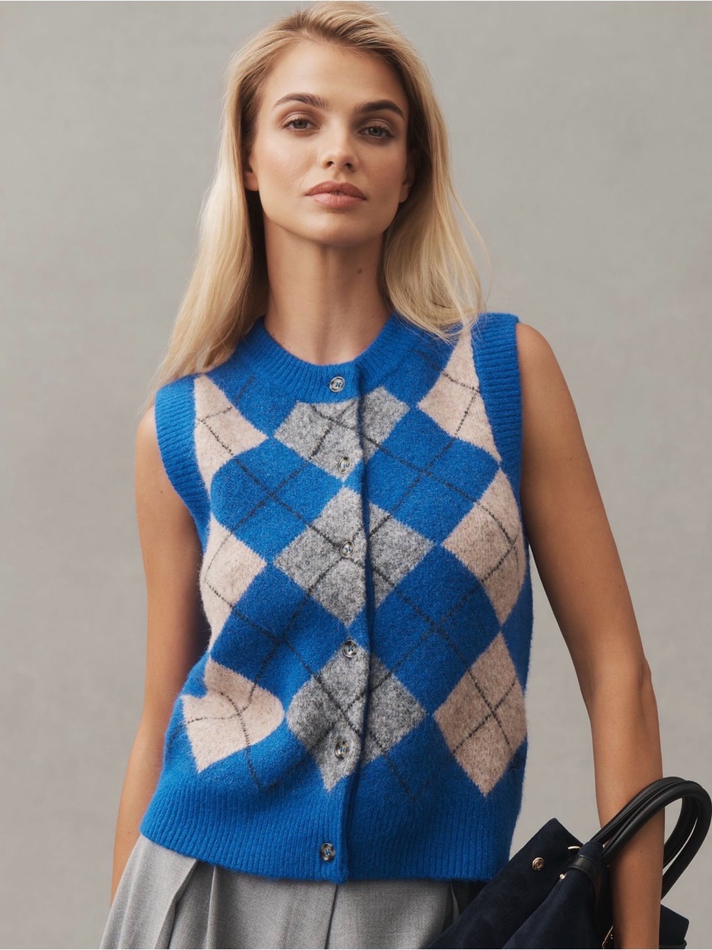 Damson Madder Blue Argyle Sleeveless Button-Front Knit Vest